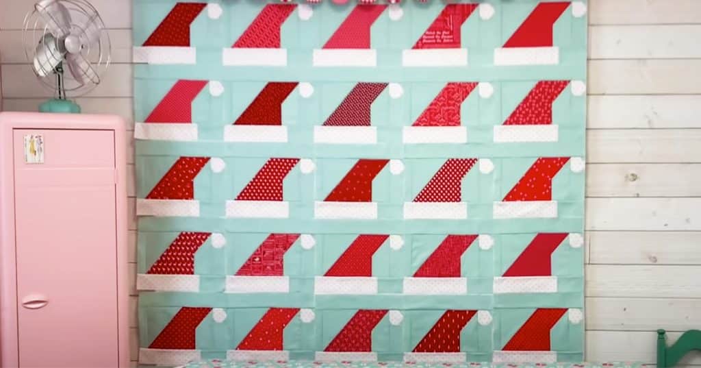 DIY Santa Hat Quilt - Christmas Quilting - DIY Christmas Sewing