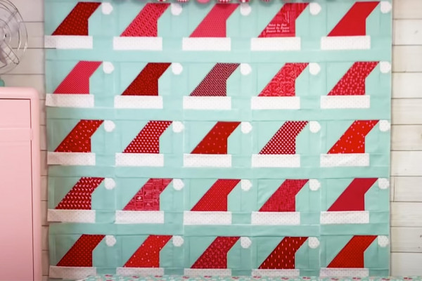DIY Santa Hat Quilt - Christmas Quilting - DIY Christmas Sewing