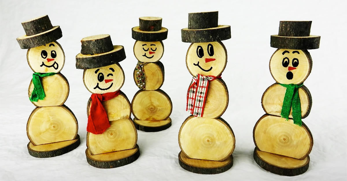 DIY Wood Snowman | DIY Joy Projects and Crafts Ideas