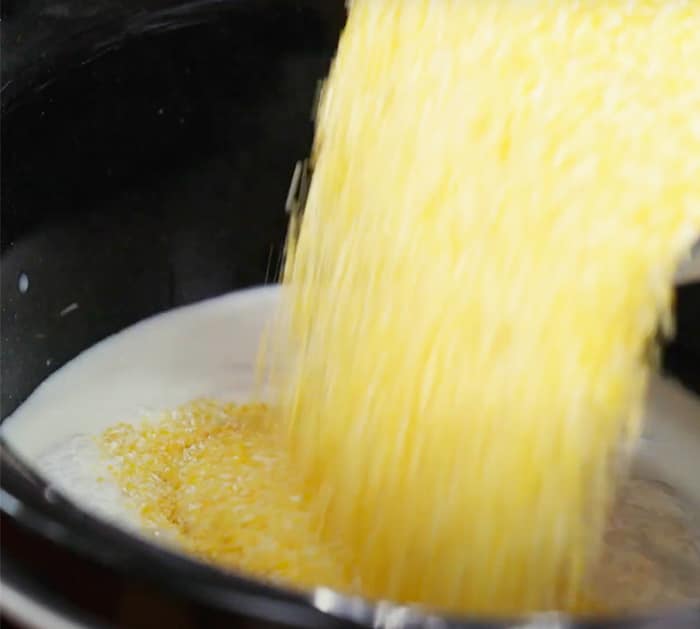 Cornmeal Grits- Yellow Grits Recipe - Cheesy Grits Recipe - Breakfast Side Dishes