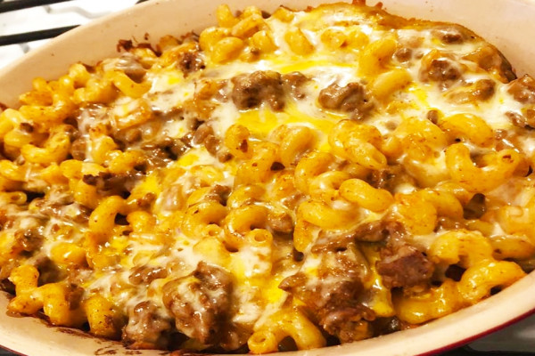 Hamburger Macaroni Casserole Recipe - Hamburger Helper Recipes - Casserole Recipes
