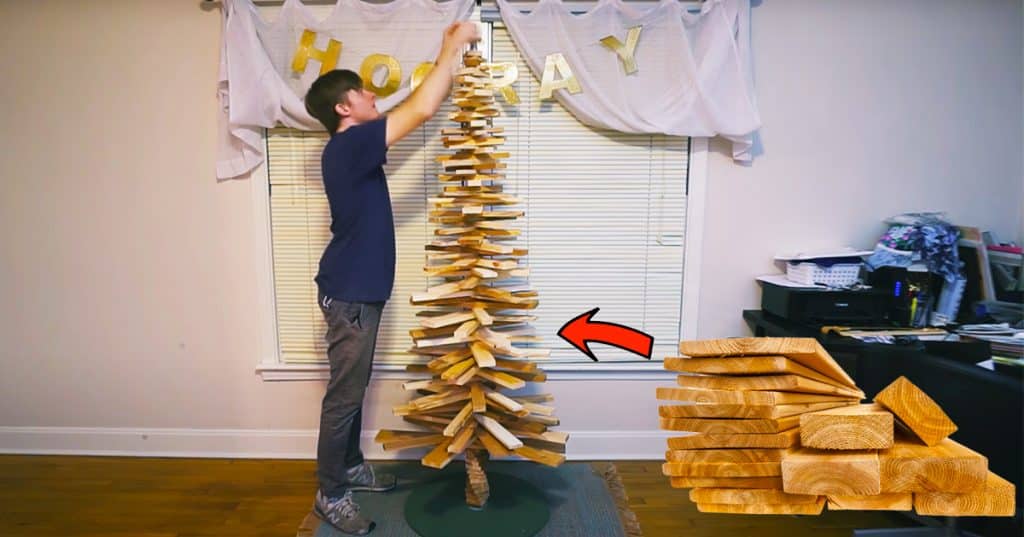 How To Build A Christmas Tree From Scrap Wood - DIY Christmas Tree - Wooden Christmas Tree