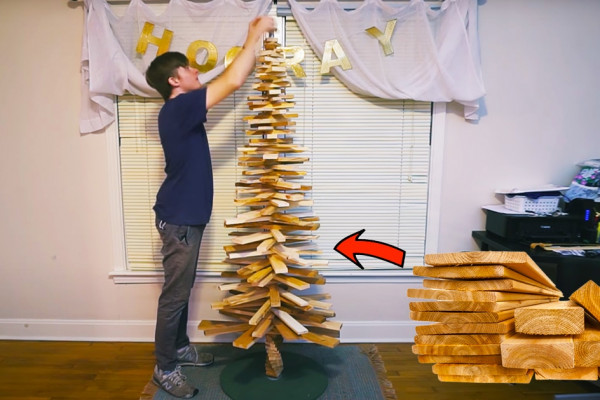How To Build A Christmas Tree From Scrap Wood - DIY Christmas Tree - Wooden Christmas Tree