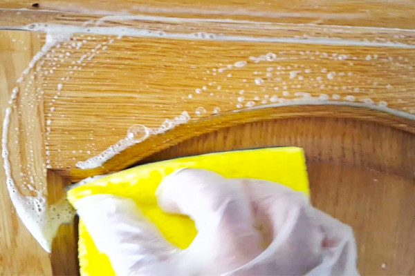 How To Get Years Of Grease Off Kitchen Cabinets - Kitchen Cleaning Hack