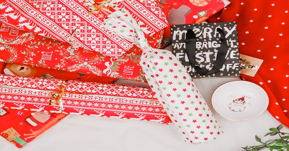 How To Wrap Gifts In 3 Ways | DIY Joy Projects and Crafts Ideas