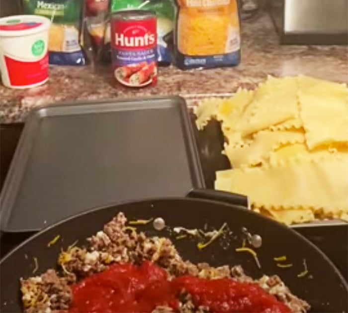 Easy Homemade Lasagna - How To Make Lasagna Rolls