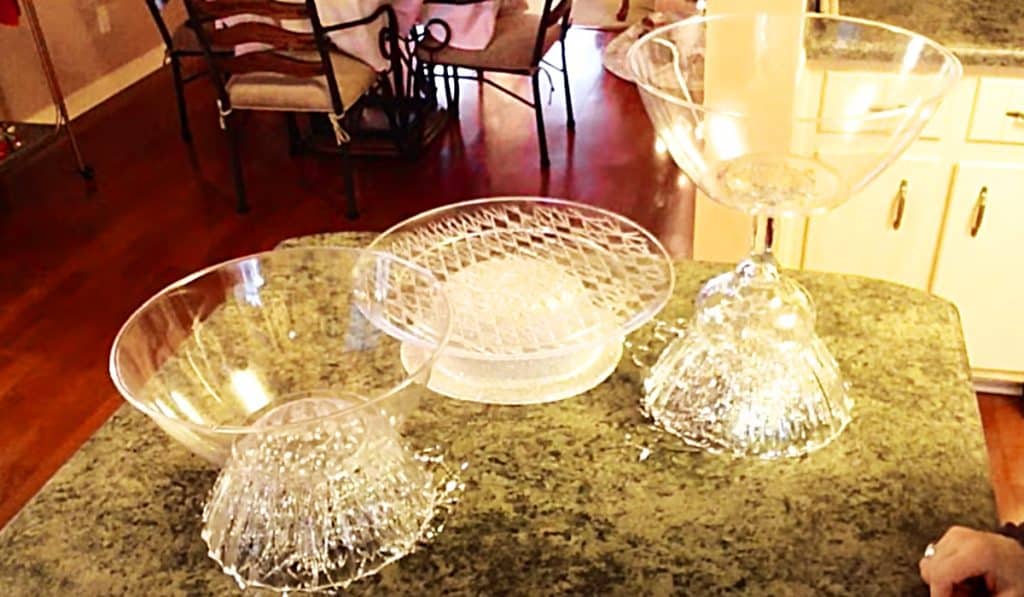 How To Make New Years Eve Crafts - How To Make Presentation Bowls - DIY Holiday Ideas