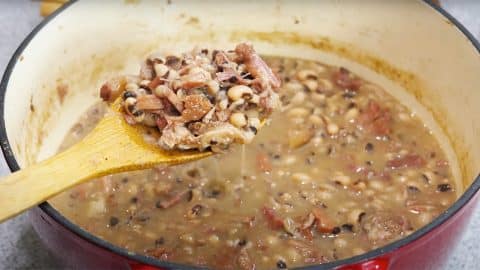 New Year’s Black Eyed Peas Recipe | DIY Joy Projects and Crafts Ideas