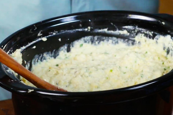 Easy Crockpot Grits Recipe- Southern side Dishes - Grits Recipe