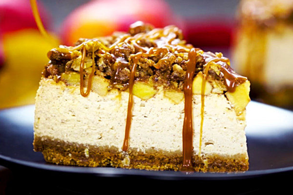 Apple Crisp Cheesecake Recipe - Apple Cheesecake - Easy Cheesecake Recipe