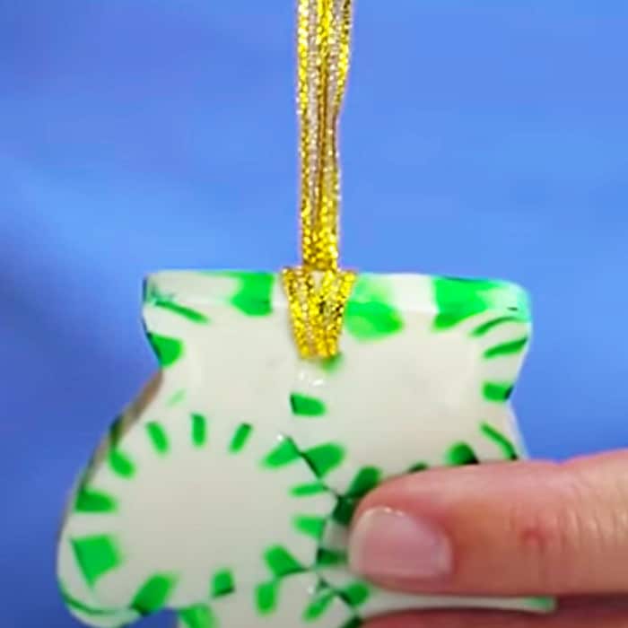 How To Make Candy Christmas Decorations - DIY Christmas Decor - Easy Peppermint Ornaments
