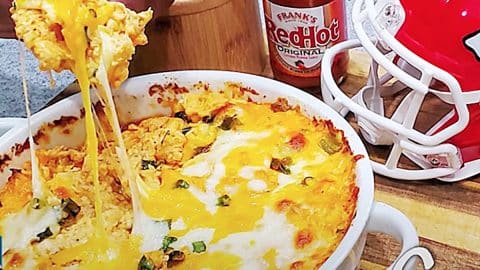 New Year’s Eve Buffalo Chicken Dip Recipe | DIY Joy Projects and Crafts Ideas
