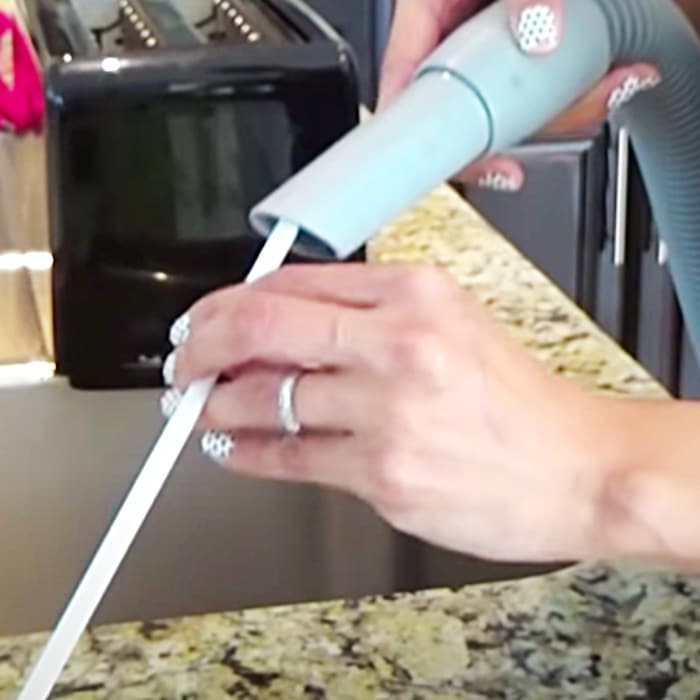 DIY Cleaning Hacks - How To Clean A Toaster - DIY Deep Cleaning Appliances
