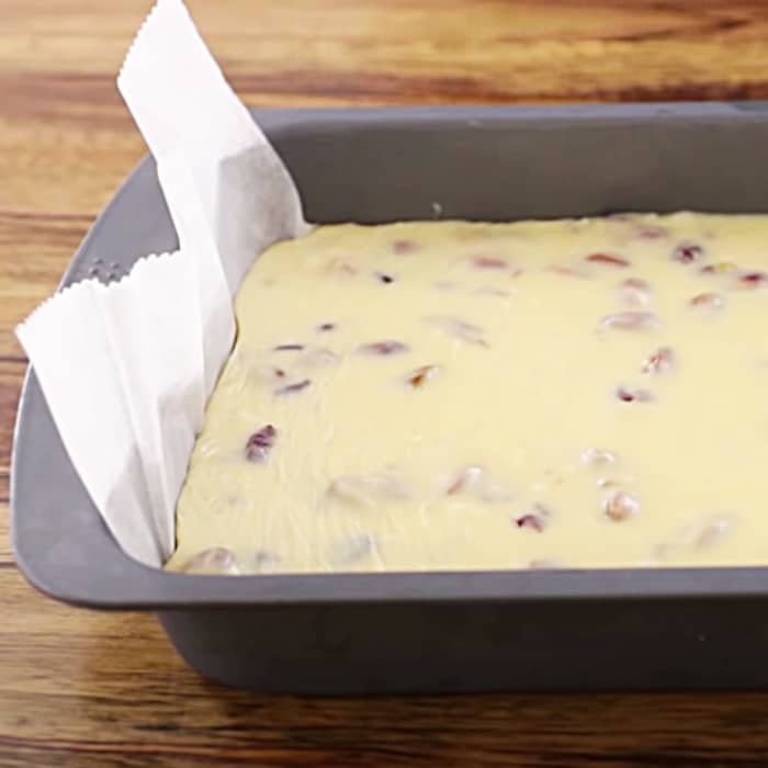 Cranberry Fudge Recipe - How To Make White Chocolate Candy - Christmas Gift Ideas
