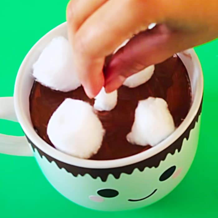 How To make Marshmallow Mugs - Decorative mug Ideas - Christmas Decor