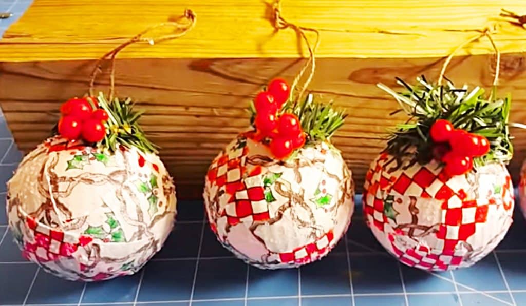 How To Make Fabric Mosaic Ornaments - DIY Ornament Ideas - DIY Christmas Decor