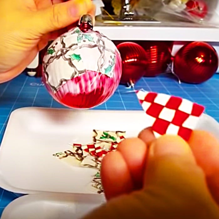 How To make Homemade Ornaments - Mosaic Ornament Project - Dollar Tree DIY Holiday Decor