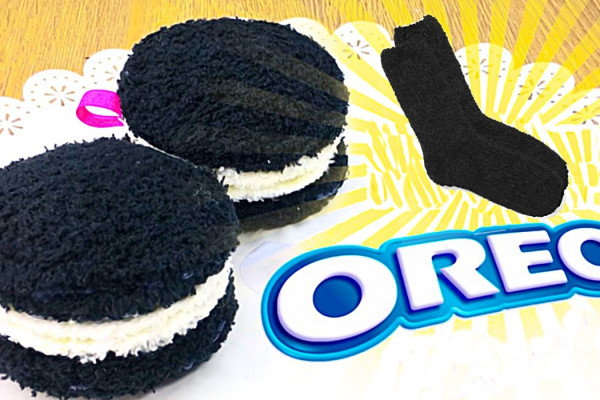 How To Make Oreo Plushies - DIY Sock Project - Stocking Stuffer Ideas