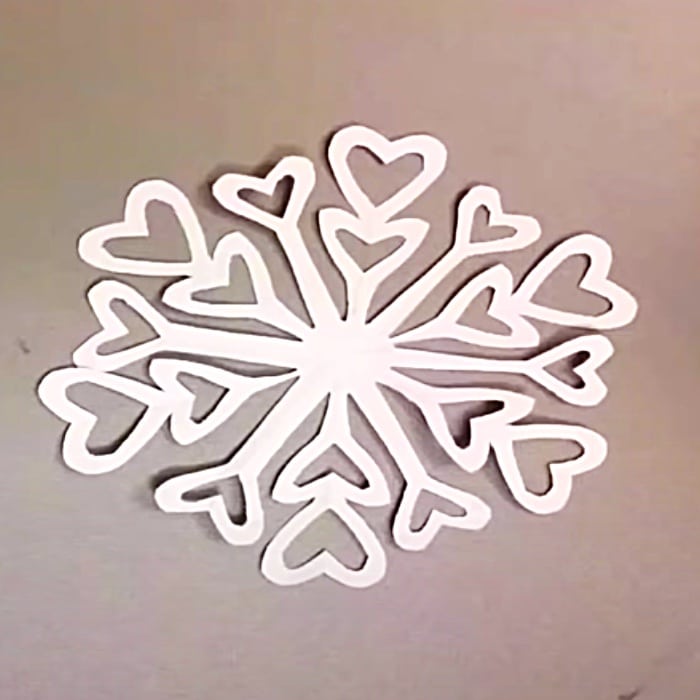 How To Make A Paper Snowflake - DIY Paper Decor - Paper Craft ideas