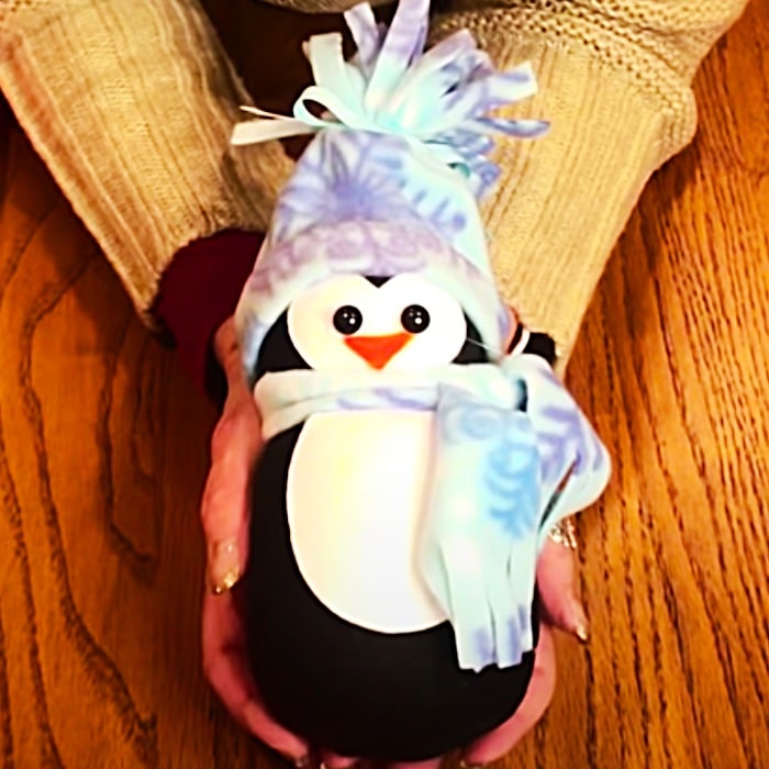 How To Make A 15-Minute Winter Sock Penguin