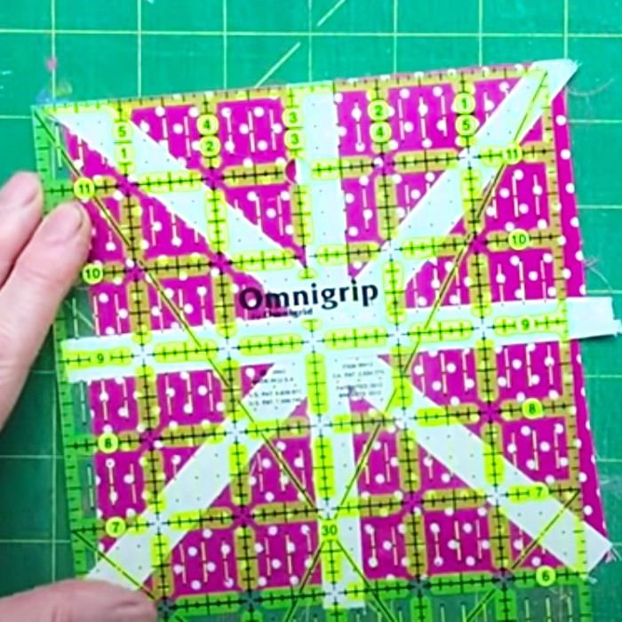 Easy Pincushion Ideas - Quick Gift Ideas - Holiday Sewing Ideas