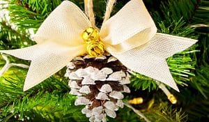 DIY Flocked Pinecone Christmas Tree Ornament