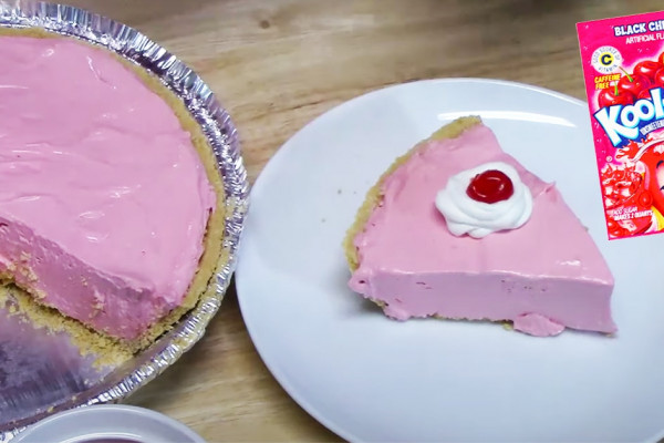 4-Ingredient Kool-Aid Vintage Pie Recipe - Kool-aid Recipes - Vintage Pie Recipes