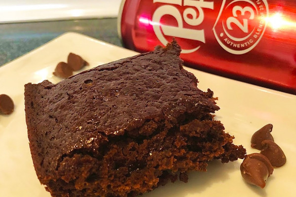 5-Ingredient Dr. Pepper Brownies Recipe - Dr. Pepper Recipes - Brownie Recipes