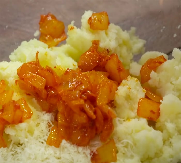 How To Make Cheesy Potato Quesadilla - Quesadilla Recipe - Mashed Potato Recipes