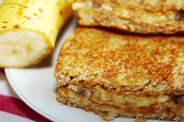 Grilled Peanut Butter And Banana Sandwich Recipe - Peanut Butter Recipes - Sandwich Recipes