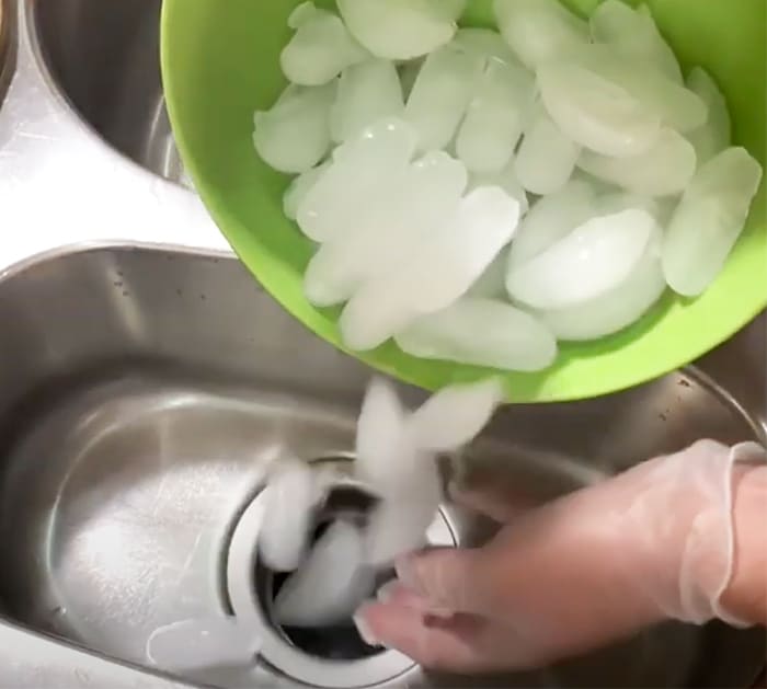Easy Ways To Clean Garbage Disposal - Use Ice To Clean Sink Smell