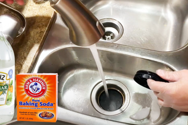How To Clean A Smelly Garbage Disposal - DIY Garbage disposal cleaning - Sink Cleaning