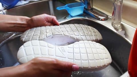 How To Clean Dirty White Shoes | DIY Joy Projects and Crafts Ideas
