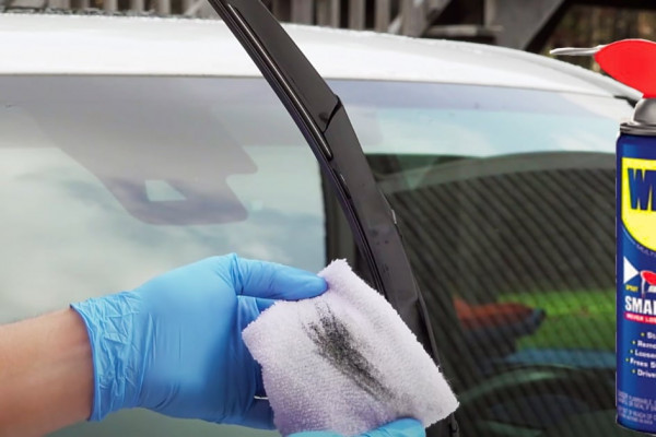 How To Make Windshield Wipers Like New - WD-4- Hacks - Cleaning Auto Hacks