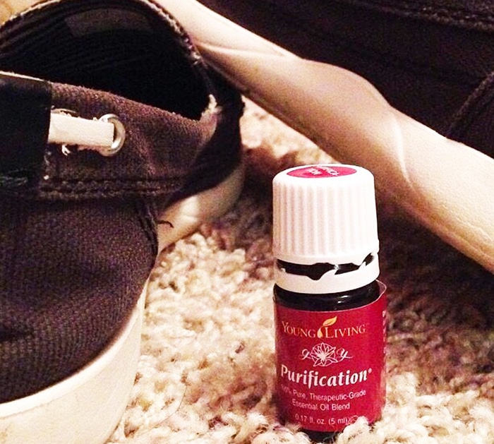 How To Remove Odor From Shoes - Use Baking soda and Essential Oils To Remove Smell