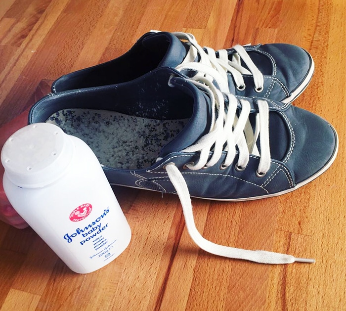 DIY Shoe Odor - DIY Baby Powder - Clean Smell From Inside Shoe Soles
