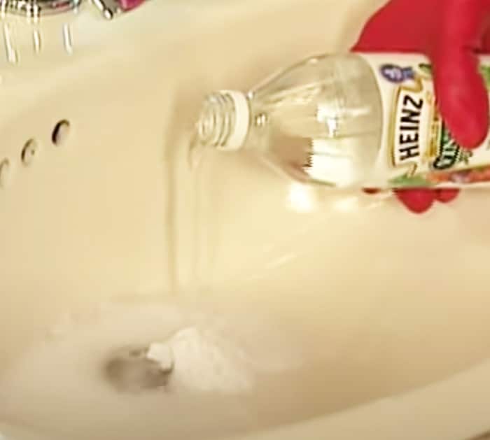 Use 3 Products to Unclog Sink Drain - Baking Soda Hacks - Bathroom Cleaning Tips and Hacks