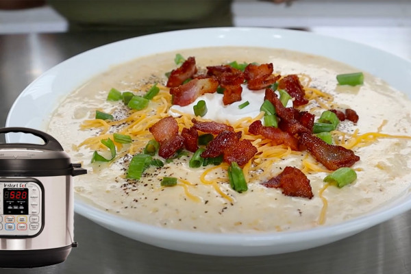 Instant Pot Loaded Cauliflower Soup - Soup Recipes - Keto Recipes