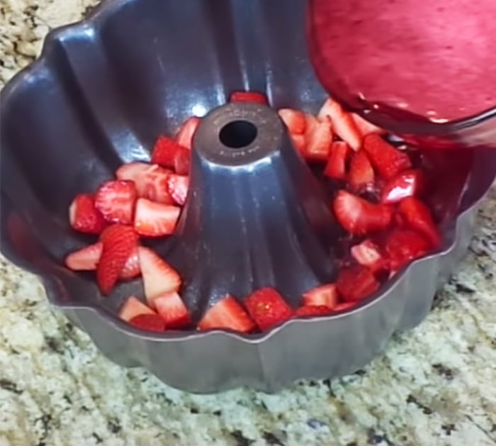 How To Make Strawberry Mousse Jello Dessert - Mousse Dessert - Homemade Recipes