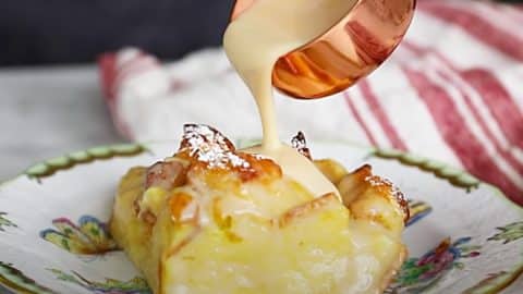 Easy Bread Pudding Recipe | DIY Joy Projects and Crafts Ideas