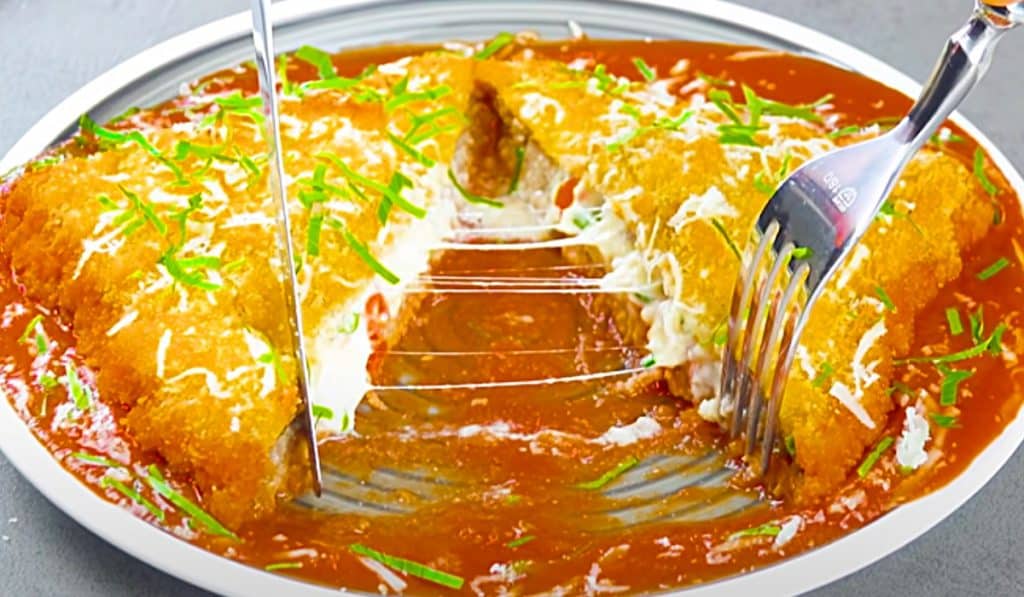 Cheese Stuffed Ground Beef Squares Recipe - How To Make Ground Beef Squares - Easy Meal Ideas
