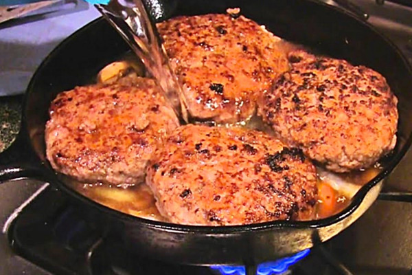 Southern Style Hamburger Steak Recipe - Easy Ground Beef Ideas - Quick Dinner Ideas