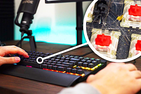 How To Safely Clean A Keyboard - Easy Ways To Clean A Keyboard - DIY Cleaning Hacks