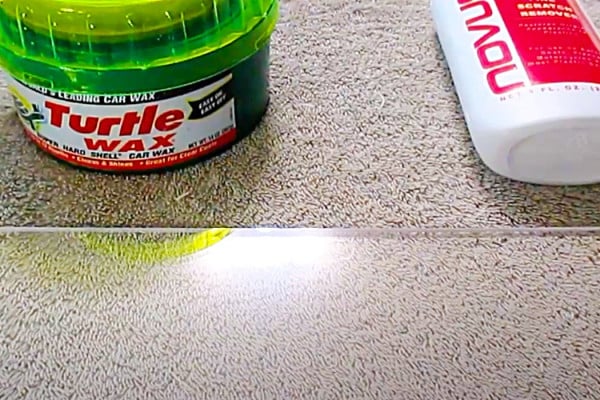 How To Polish Scratches From Plexiglass - Easy Plexiglass Cleaning - DIY Cleaning Hacks