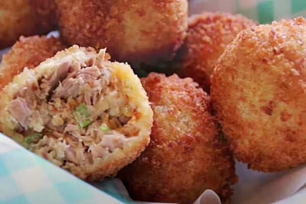 Tuna Balls Recipe - Easy Tuna Recipes - Cheap Tuna Ideas
