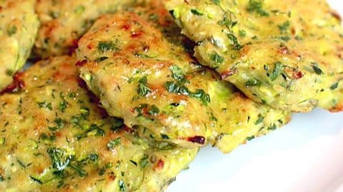No-Fry Zucchini Fritters Recipe | DIY Joy Projects and Crafts Ideas