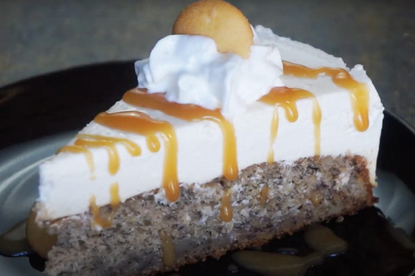 Banana Bread Bottom Cheesecake Recipe - Banana Bread Recipes - Cheesecake Recipes