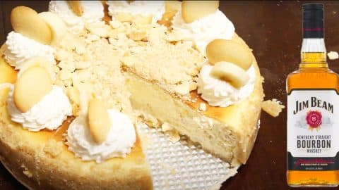 Bourbon Banana Pudding Cheesecake Recipe | DIY Joy Projects and Crafts Ideas