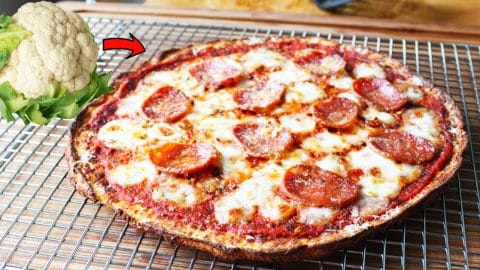 Cauliflower Pizza Crust Recipe | DIY Joy Projects and Crafts Ideas