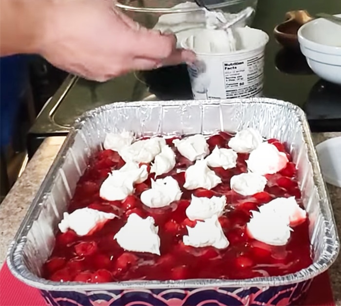 How To Make Cherry Cheesecake Dump Cake Recipe - Cheesecake Recipes